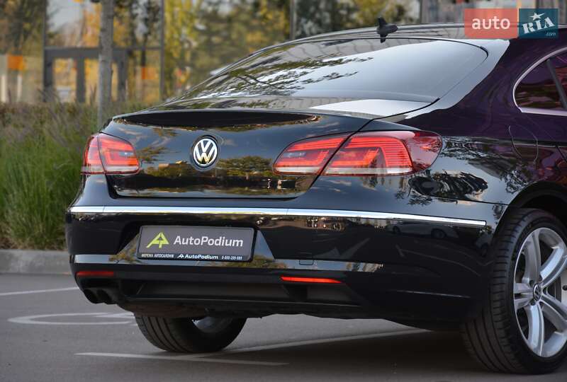Купе Volkswagen CC / Passat CC 2014 в Киеве