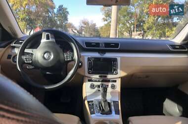 Купе Volkswagen CC / Passat CC 2012 в 