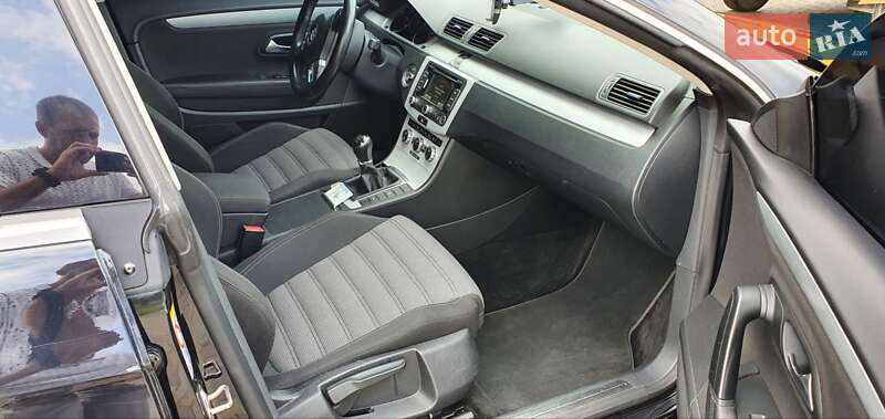 Купе Volkswagen CC / Passat CC 2014 в Ивано-Франковске