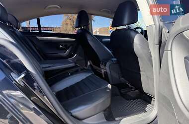 Купе Volkswagen CC / Passat CC 2010 в 