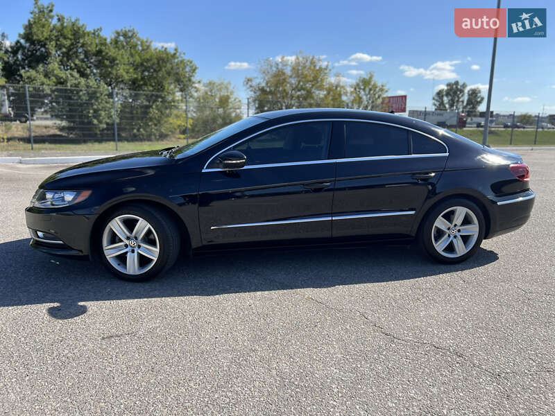 Купе Volkswagen CC / Passat CC 2015 в Днепре