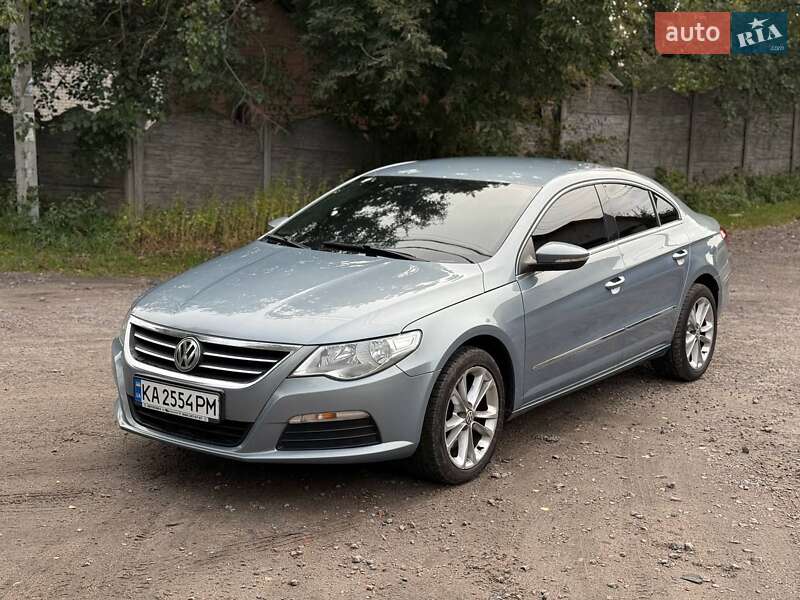 Купе Volkswagen CC / Passat CC 2010 в 