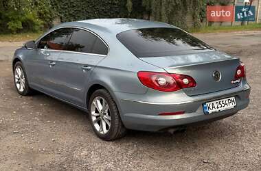 Купе Volkswagen CC / Passat CC 2010 в 