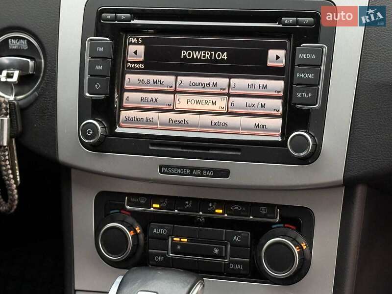 Купе Volkswagen CC / Passat CC 2010 в Василькові