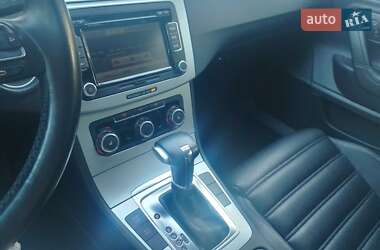 Купе Volkswagen CC / Passat CC 2010 в 
