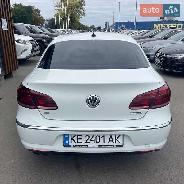 Купе Volkswagen CC / Passat CC 2015 в Днепре