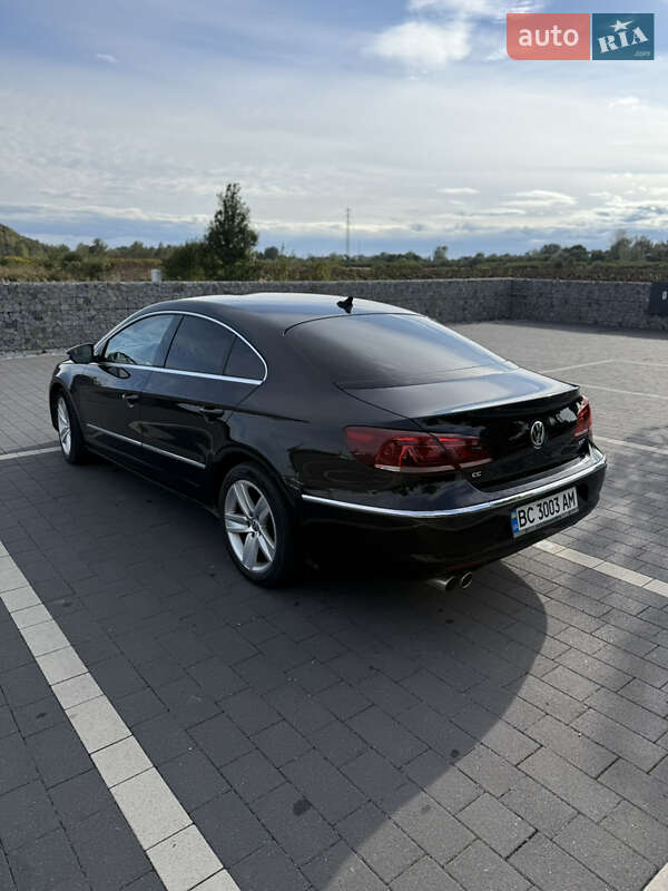 Купе Volkswagen CC / Passat CC 2012 в Мукачево