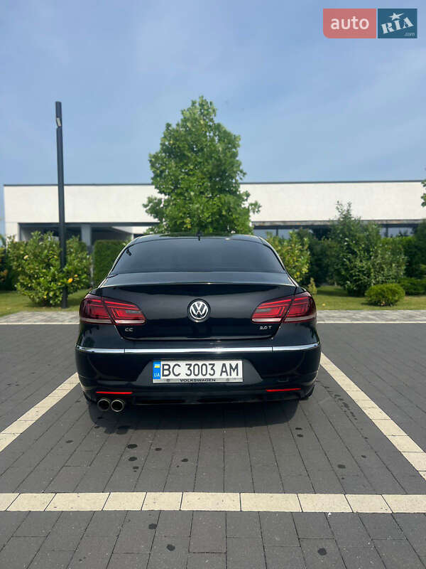 Купе Volkswagen CC / Passat CC 2012 в Мукачево