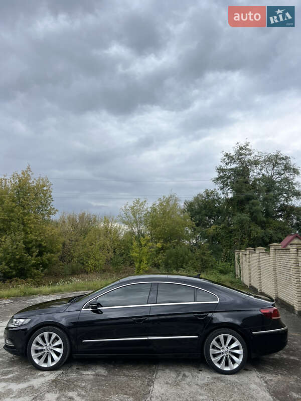 Купе Volkswagen CC / Passat CC 2012 в Залещиках