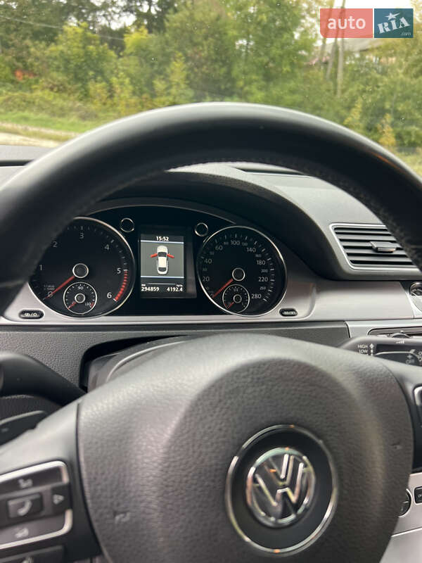 Купе Volkswagen CC / Passat CC 2012 в Залещиках