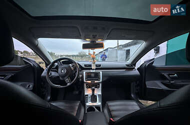 Купе Volkswagen CC / Passat CC 2012 в 