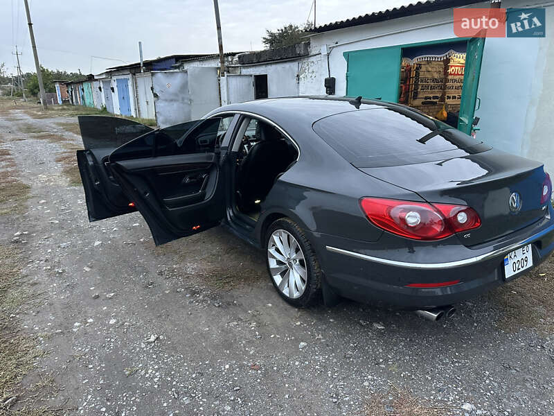 Купе Volkswagen CC / Passat CC 2012 в Полтаві