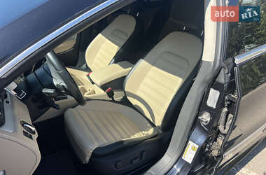 Купе Volkswagen CC / Passat CC 2015 в 