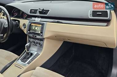 Купе Volkswagen CC / Passat CC 2012 в 