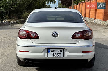 Купе Volkswagen CC / Passat CC 2011 в 