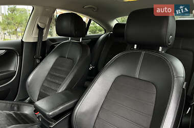 Купе Volkswagen CC / Passat CC 2013 в 