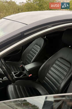 Купе Volkswagen CC / Passat CC 2012 в 