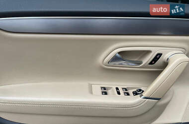 Купе Volkswagen CC / Passat CC 2013 в 