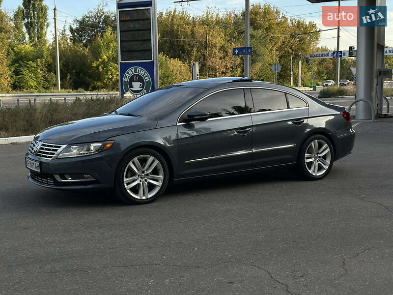Купе Volkswagen CC / Passat CC 2012 в Днепре