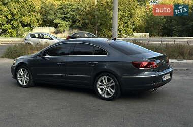 Купе Volkswagen CC / Passat CC 2012 в 