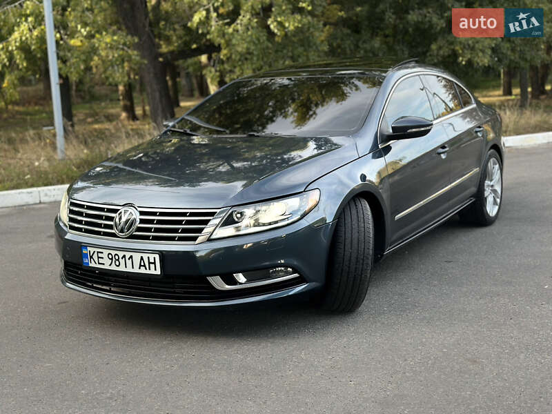 Купе Volkswagen CC / Passat CC 2012 в Днепре