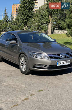 Купе Volkswagen CC / Passat CC 2012 в 