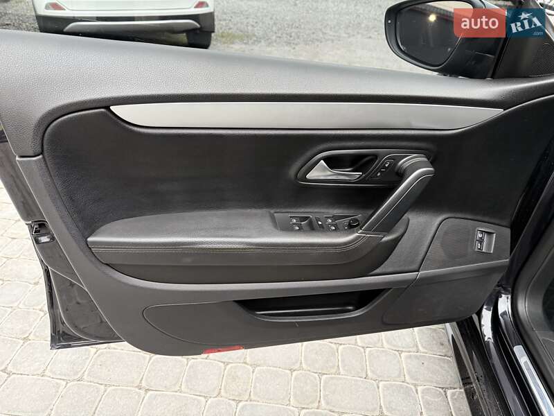 Купе Volkswagen CC / Passat CC 2011 в Вінниці
