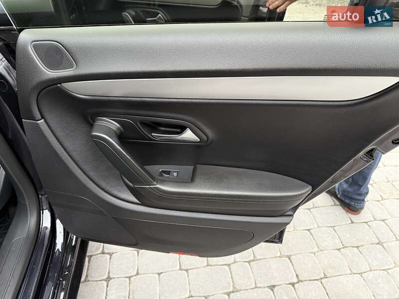 Купе Volkswagen CC / Passat CC 2011 в Вінниці