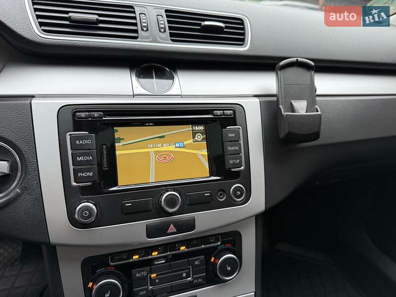 Купе Volkswagen CC / Passat CC 2011 в Вінниці