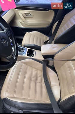 Купе Volkswagen CC / Passat CC 2012 в 