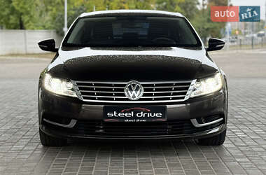 Купе Volkswagen CC / Passat CC 2016 в 