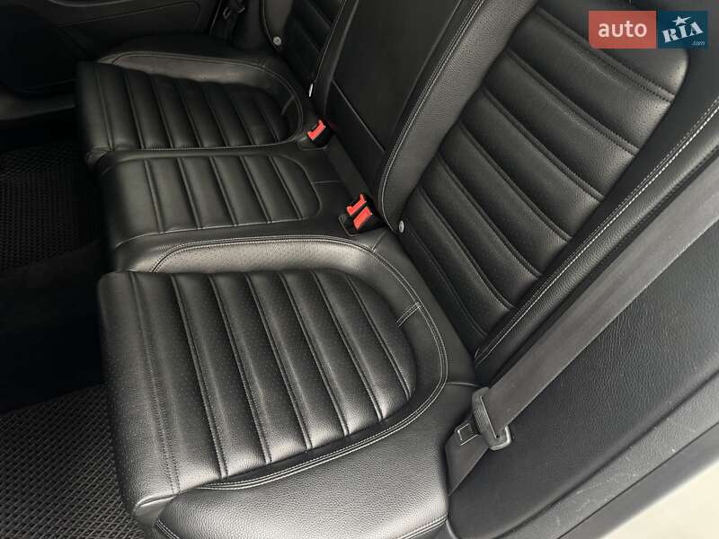 Купе Volkswagen CC / Passat CC 2013 в Киеве фото 20 Купе Volkswagen CC / Passat CC 2013 в Киеве