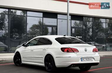Купе Volkswagen CC / Passat CC 2013 в 