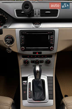 Купе Volkswagen CC / Passat CC 2013 в 