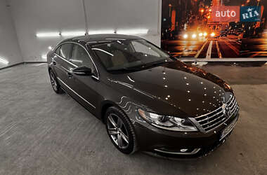 Купе Volkswagen CC / Passat CC 2013 в Вінниці