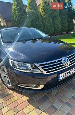 Купе Volkswagen CC / Passat CC 2016 в Болграді