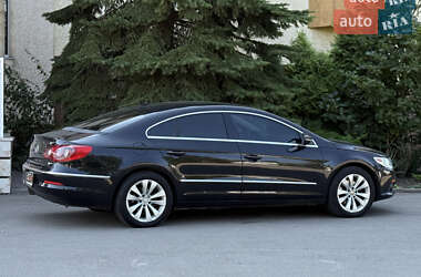 Купе Volkswagen CC / Passat CC 2009 в 