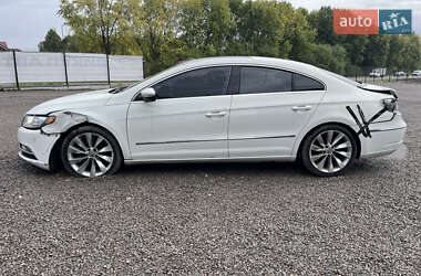 Купе Volkswagen CC / Passat CC 2014 в 