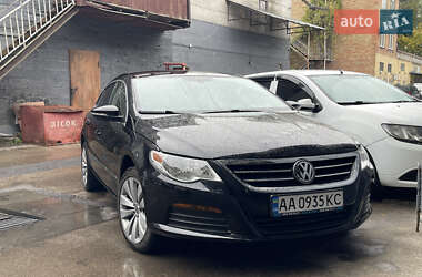 Купе Volkswagen CC / Passat CC 2011 в Киеве