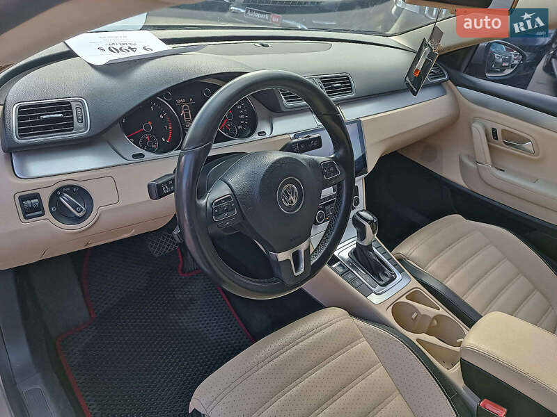 Купе Volkswagen CC / Passat CC 2011 в Харькове