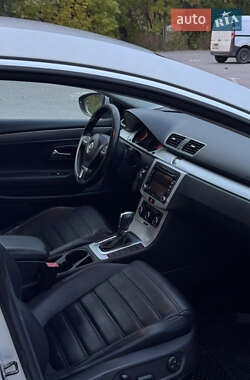 Купе Volkswagen CC / Passat CC 2011 в 