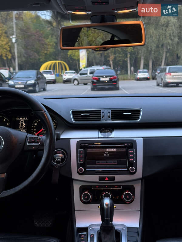 Купе Volkswagen CC / Passat CC 2011 в Чернігові