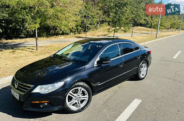 Купе Volkswagen CC / Passat CC 2009 в 