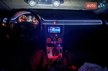 Купе Volkswagen CC / Passat CC 2009 в 