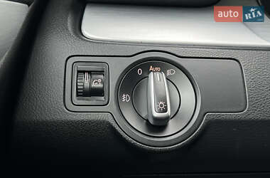 Купе Volkswagen CC / Passat CC 2012 в 