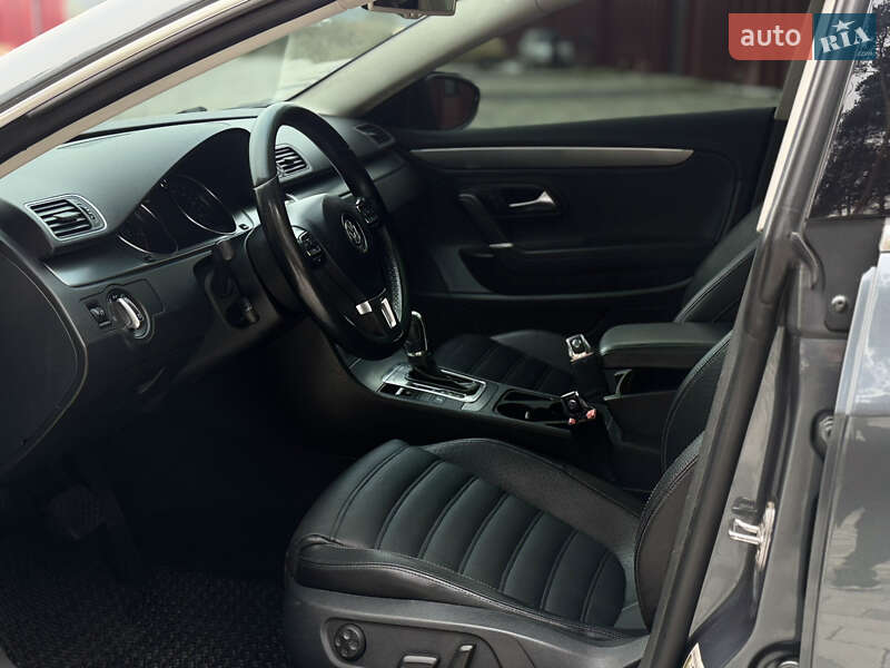 Купе Volkswagen CC / Passat CC 2013 в Львове
