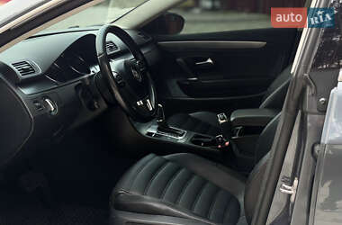 Купе Volkswagen CC / Passat CC 2013 в 