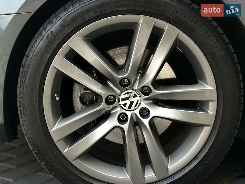 Купе Volkswagen CC / Passat CC 2013 в Львове