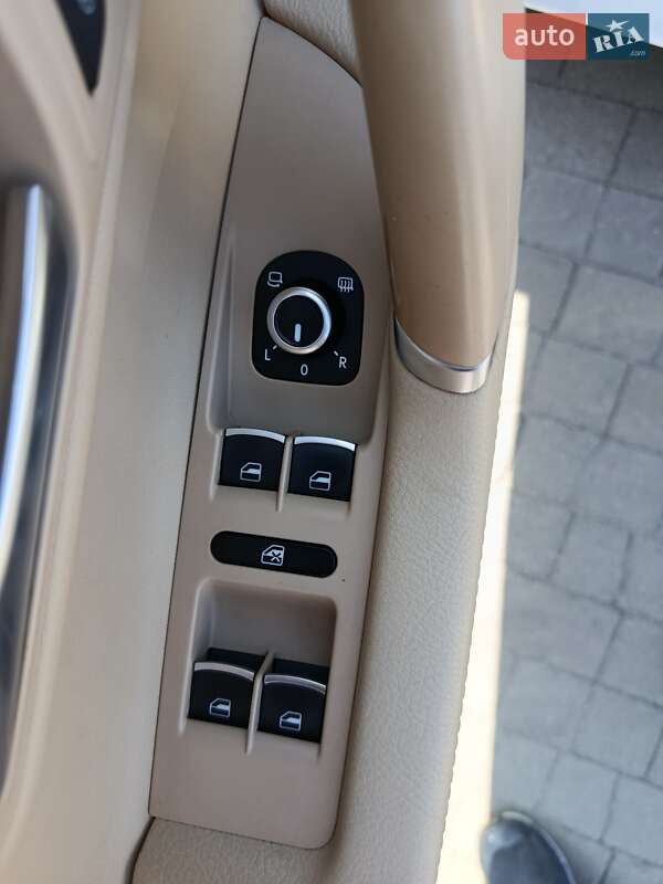 Купе Volkswagen CC / Passat CC 2014 в Николаеве