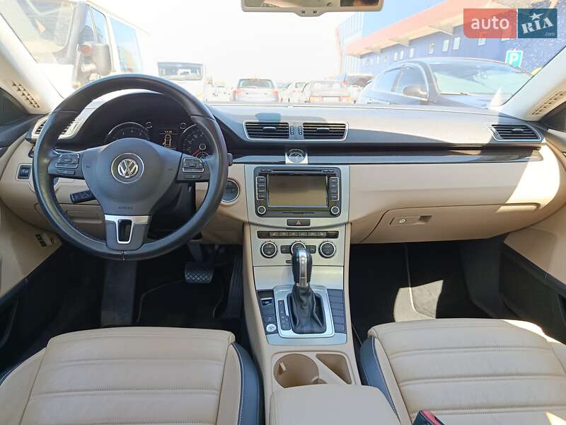Купе Volkswagen CC / Passat CC 2014 в Николаеве